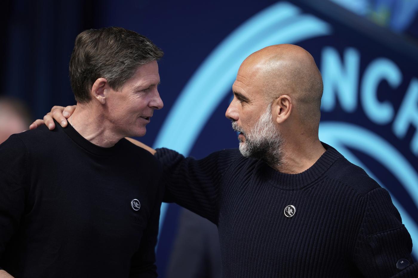 Oliver Glasner (Crystal Palace) e Pep Guardiola (Manchester City)